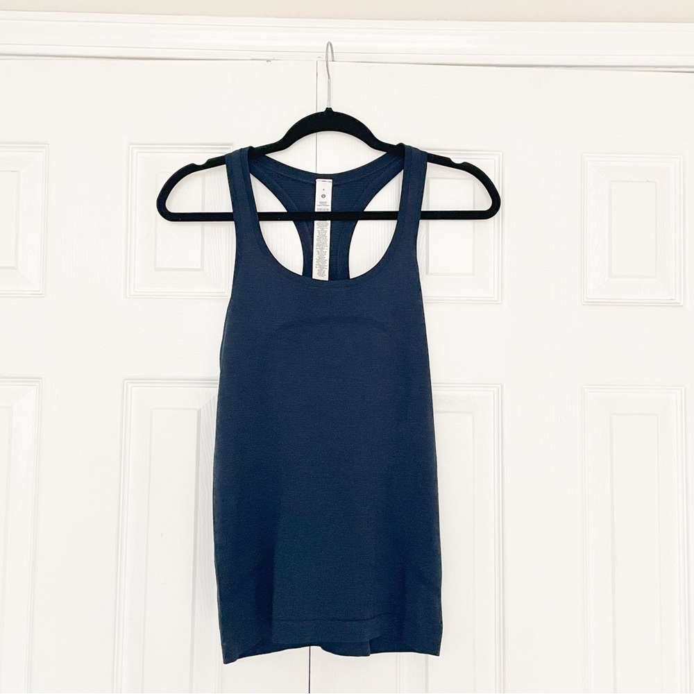 Lululemon Swiftly Tech Racerback Tank Top 2.0 in True Navy